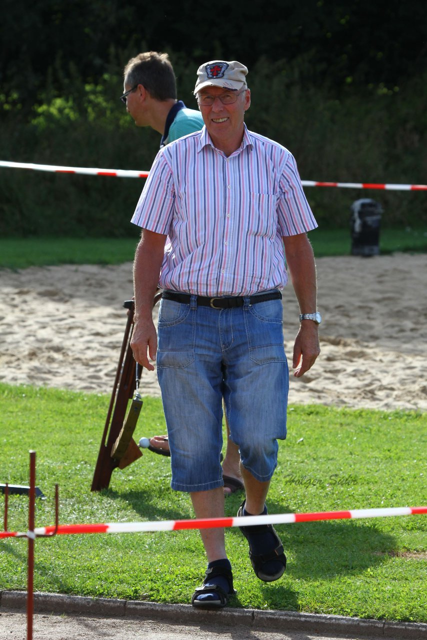 Bild 431 - Vogelschiessen am 18.8.12